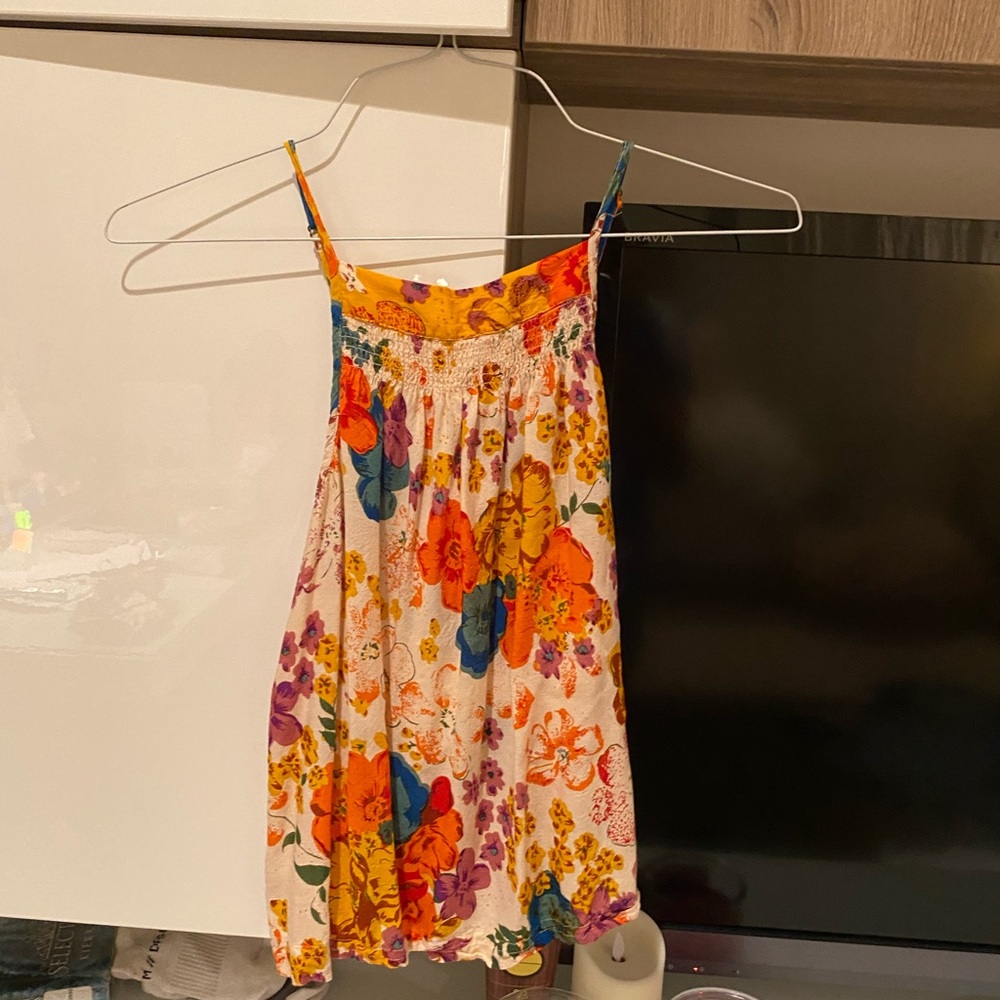 Colorful Floral Tank Top!!
